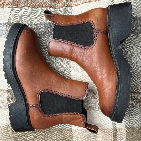 Steve Madden Trap Chelsea Boot Cognac - Picture 3 of 6